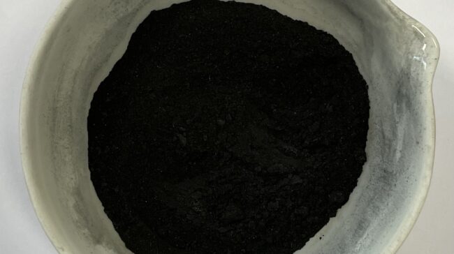 KTU mokslininkai tekstilės pelenų pagalba kuria itin stiprų cementą